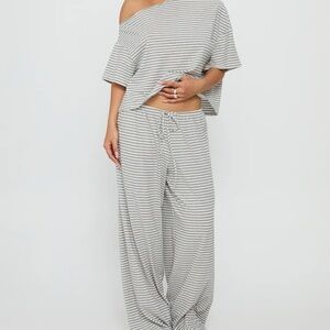 BNWT Princess Polly Striped Set